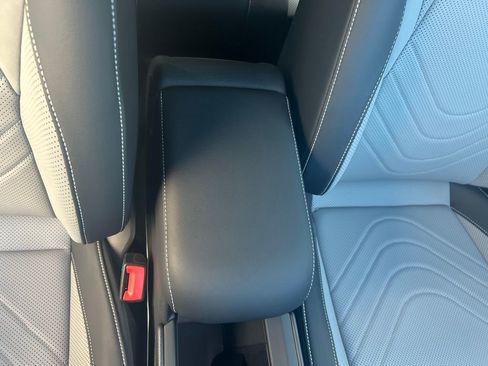 New 2026 Volkswagen Tiguan SE R-Line FWD image 39