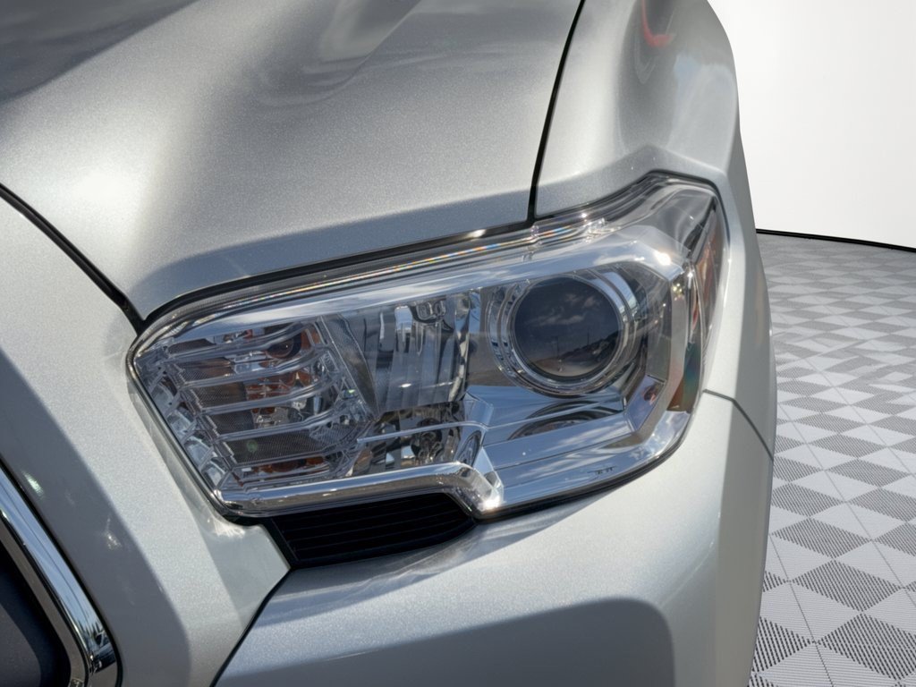 Certified 2023 Toyota Tacoma SR5 RWD image 12