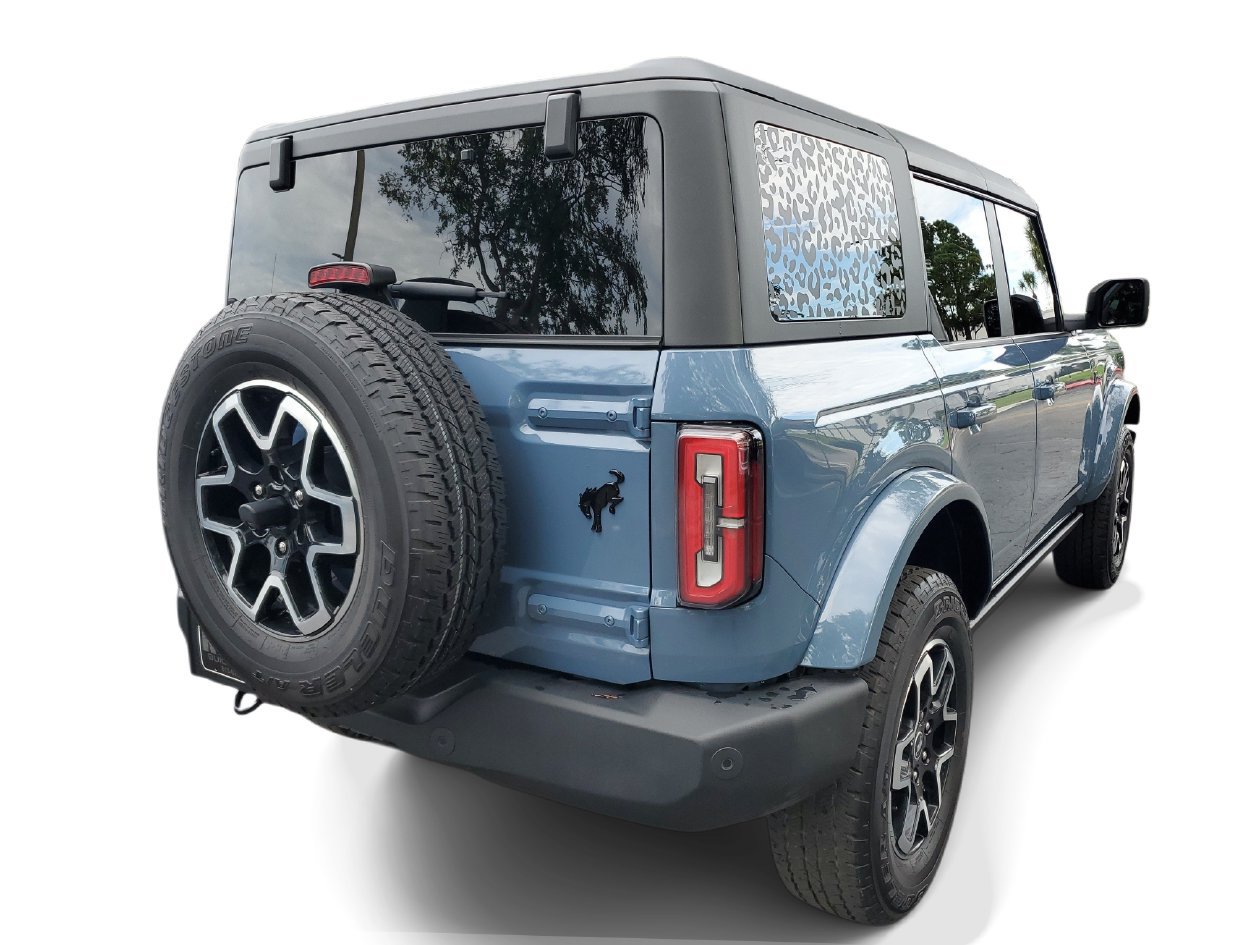 Used 2025 Ford Bronco Outer Banks AWD/4WD image 4