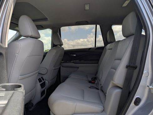 Used 2017 Honda Pilot EX-L image 18