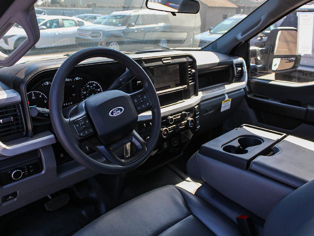 New 2025 Ford F350 XL RWD image 17