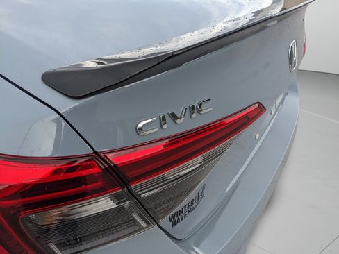 Used 2023 Honda Civic Sport image 14