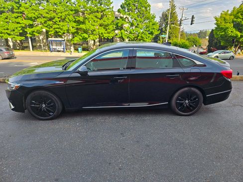 Used 2022 Honda Accord EX-L image 2