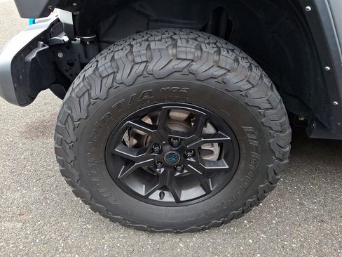 Used 2024 Jeep Wrangler Unlimited AWD/4WD image 5