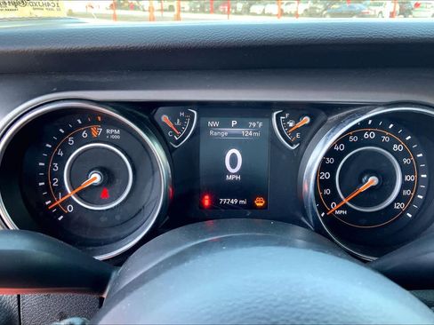 Used 2022 Jeep Wrangler Unlimited Sport AWD/4WD image 26