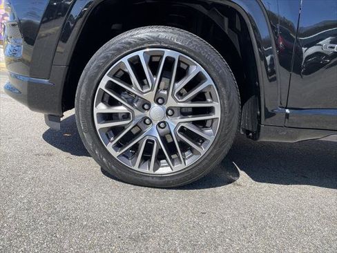 Certified 2022 Jeep Compass Limited w/ Elite Group image 11