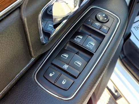 Used 2015 RAM 2500 Laramie w/ Convenience Group image 16