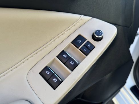 Used 2021 Toyota Avalon XLE image 14