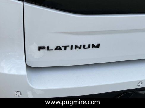 New 2026 Ford Expedition Platinum image 19