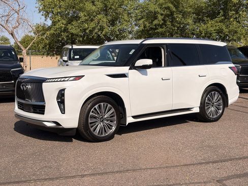 Certified 2026 INFINITI QX80 Luxe w/ Cargo Package AWD/4WD image 1