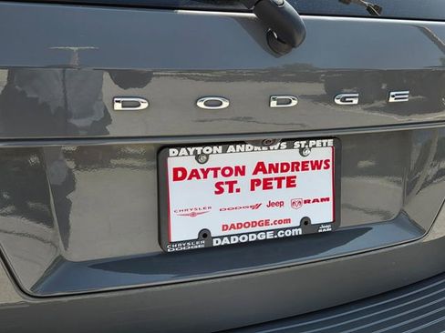 Used 2020 Dodge Journey SE w/ SE Popular Equipment Group image 4