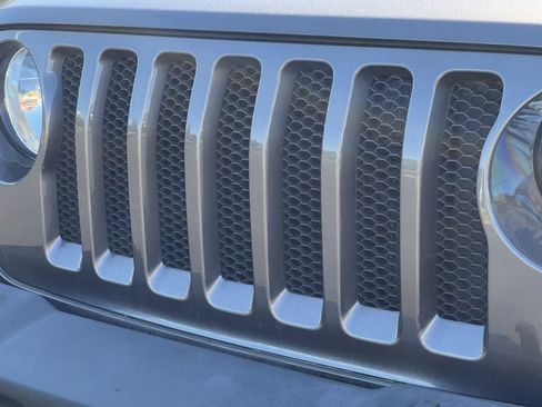 Used 2022 Jeep Wrangler Unlimited Sport S image 40