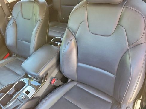 Used 2020 Kia Telluride LX image 11