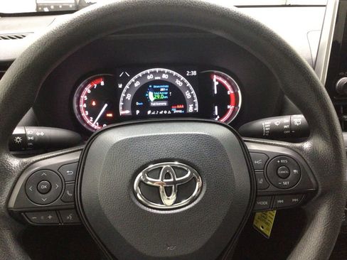 Used 2024 Toyota RAV4 LE image 10