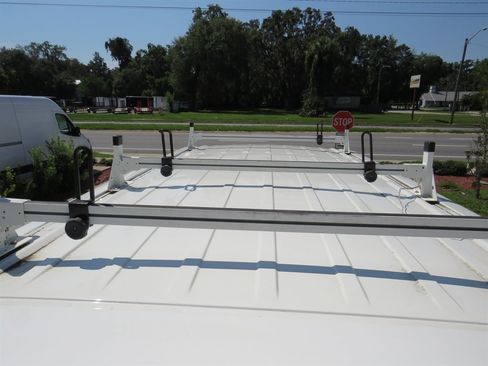 Used 2020 Nissan NV 2500 S image 16