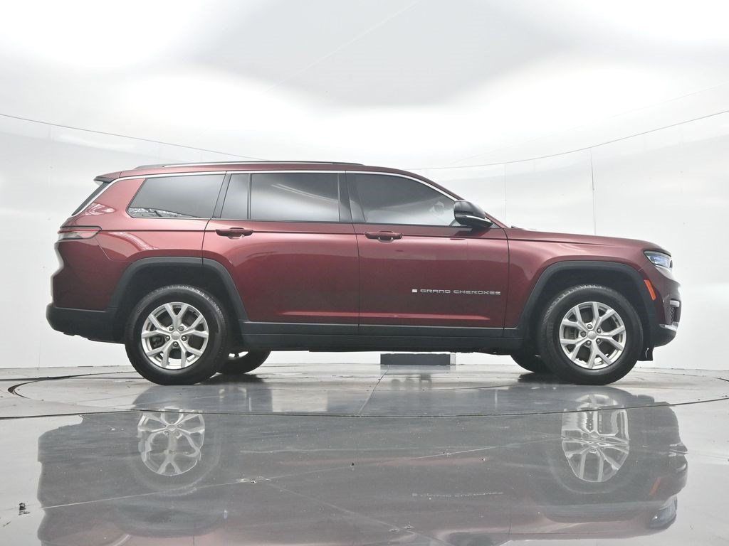 Used 2023 Jeep Grand Cherokee L Limited RWD image 37
