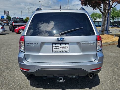 Used 2012 Subaru Forester 2.5X Premium w/ All-Weather Pkg AWD/4WD image 4