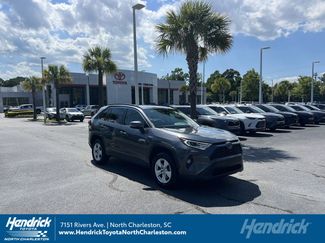 Used 2021 Toyota RAV4 XLE w/ Convenience Package AWD/4WD video 1