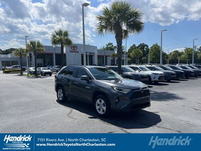 Used 2021 Toyota RAV4 XLE w/ Convenience Package