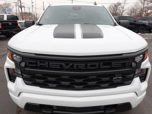 Used 2023 Chevrolet Silverado 1500 Custom w/ Rally Edition AWD/4WD image 7