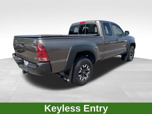 Used 2012 Toyota Tacoma 4x4 Access Cab V6 w/ Convenience Pkg image 6