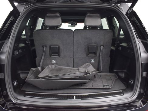 Used 2024 Jeep Grand Cherokee L Altitude image 13