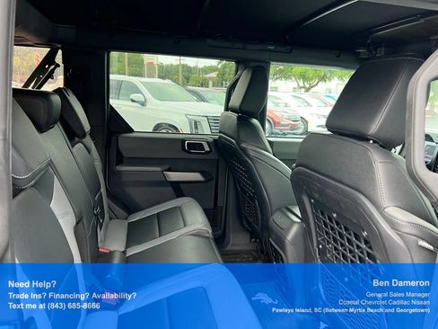 Used 2022 Ford Bronco Black Diamond w/ Sasquatch Package AWD/4WD image 12
