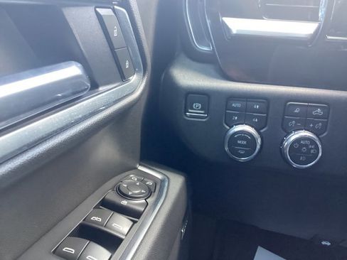 New 2026 GMC Sierra 1500 Elevation w/ Elevation Premium Package image 24