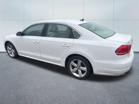 Used 2013 Volkswagen Passat 2.5 SE image 5