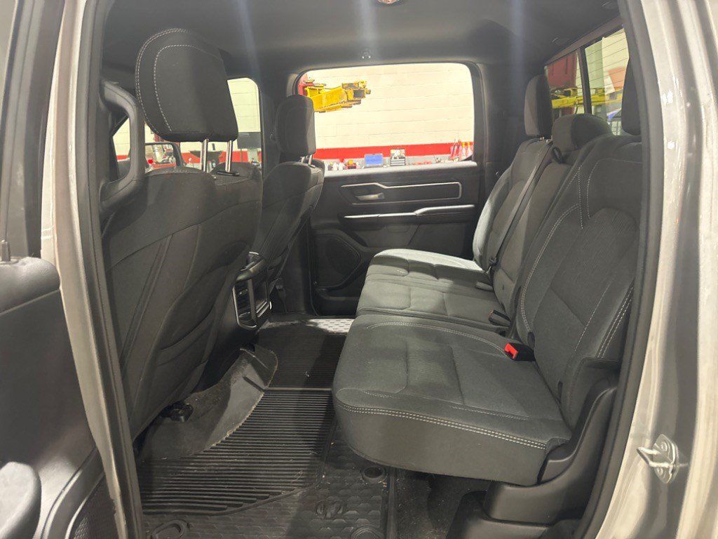 Used 2023 RAM 1500 Big Horn AWD/4WD image 7