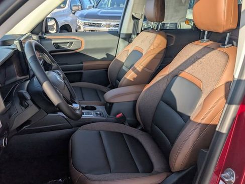 New 2025 Ford Bronco Sport Outer Banks w/ Outer Banks Tech Package+ AWD/4WD image 7