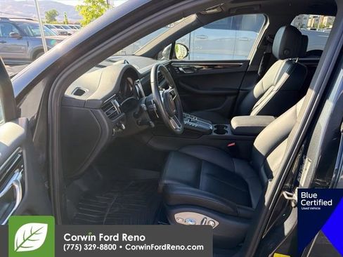 Used 2021 Porsche Macan AWD/4WD image 9