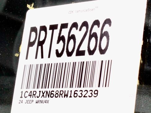 Used 2024 Jeep Wrangler Unlimited AWD/4WD image 29