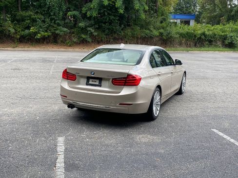 Used 2013 BMW 328i xDrive Sedan AWD/4WD image 5