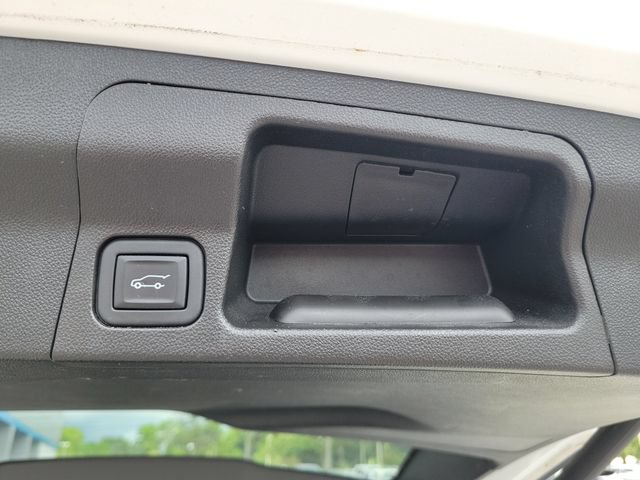 Certified 2023 GMC Acadia SLT FWD image 19