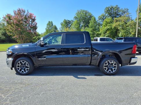 Used 2025 RAM 1500 Laramie w/ Advanced Safety Group II AWD/4WD image 2