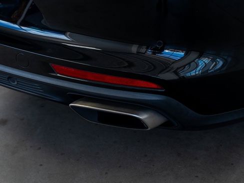 Used 2019 Porsche Panamera image 28