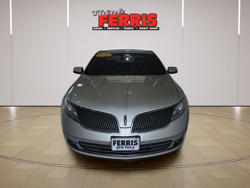 Used 2016 Lincoln MKS FWD image 2