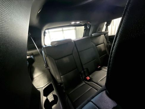 Used 2024 Chevrolet Tahoe High Country w/ Advanced Technology Package AWD/4WD image 17