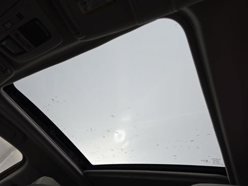 Used 2014 Subaru Forester 2.5i Limited AWD/4WD image 29