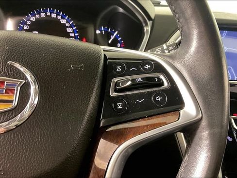 Used 2014 Cadillac SRX Luxury w/ Driver Awareness Package FWD image 10