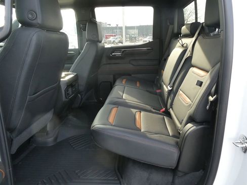 New 2026 GMC Sierra 1500 AT4 w/ AT4 Premium Package AWD/4WD image 13