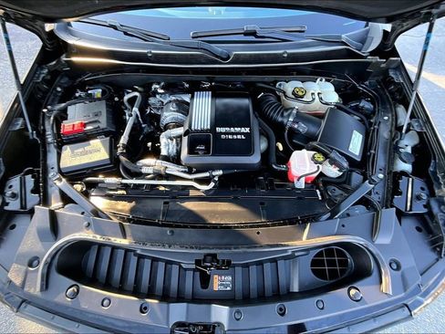 Used 2021 Cadillac Escalade ESV Premium Luxury w/ Driver Assist Tech Package image 31