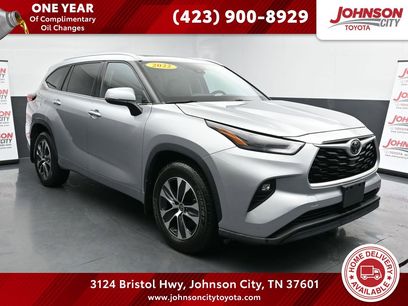 Used 2022 Toyota Highlander XLE