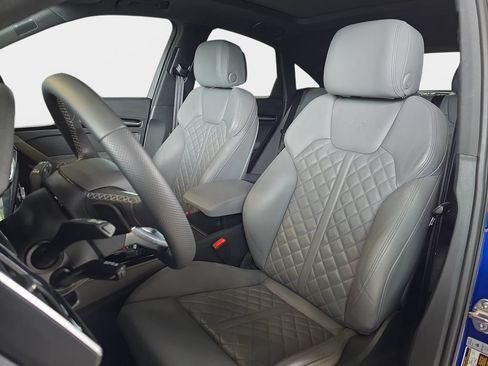 Used 2023 Audi SQ5 Premium Plus w/ Premium Plus Package AWD/4WD image 18