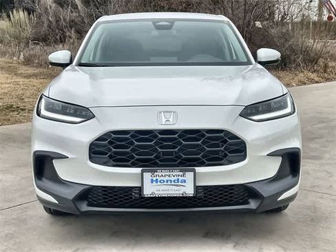 Certified 2026 Honda HR-V LX image 7