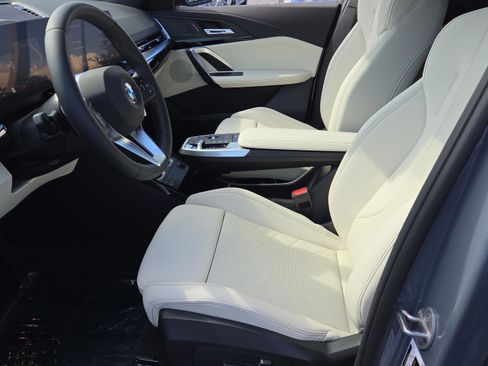 New 2026 BMW X1 xDrive28i w/ Technology Package image 11