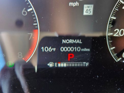 New 2026 Honda HR-V EX-L image 29