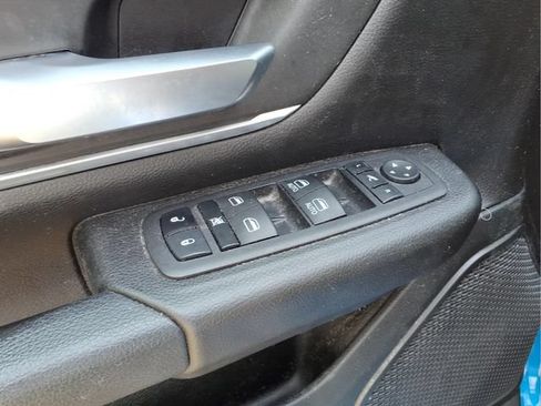 Used 2023 RAM 1500 Big Horn AWD/4WD image 17