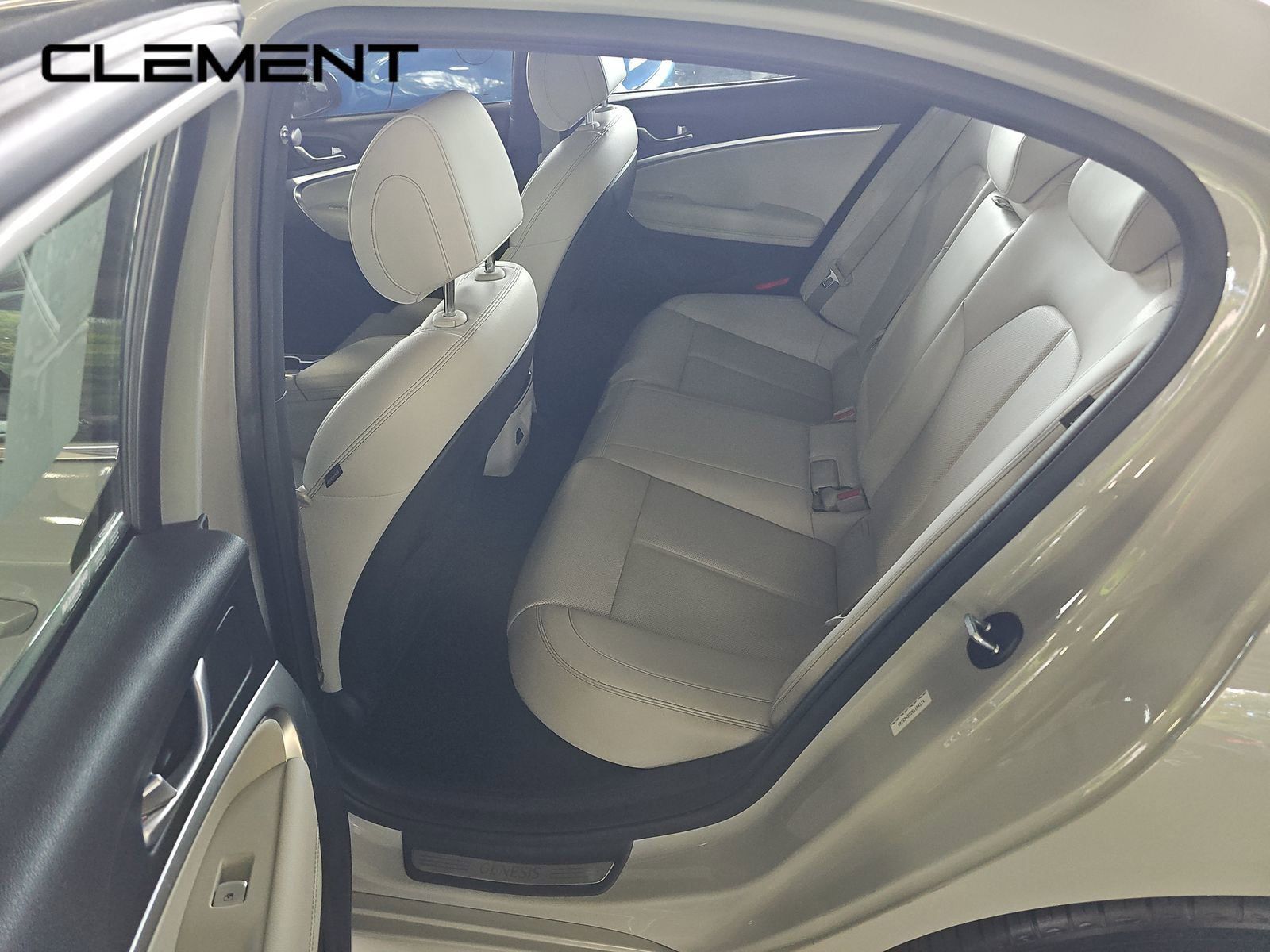 Used 2025 Genesis G70 2.5T RWD image 4